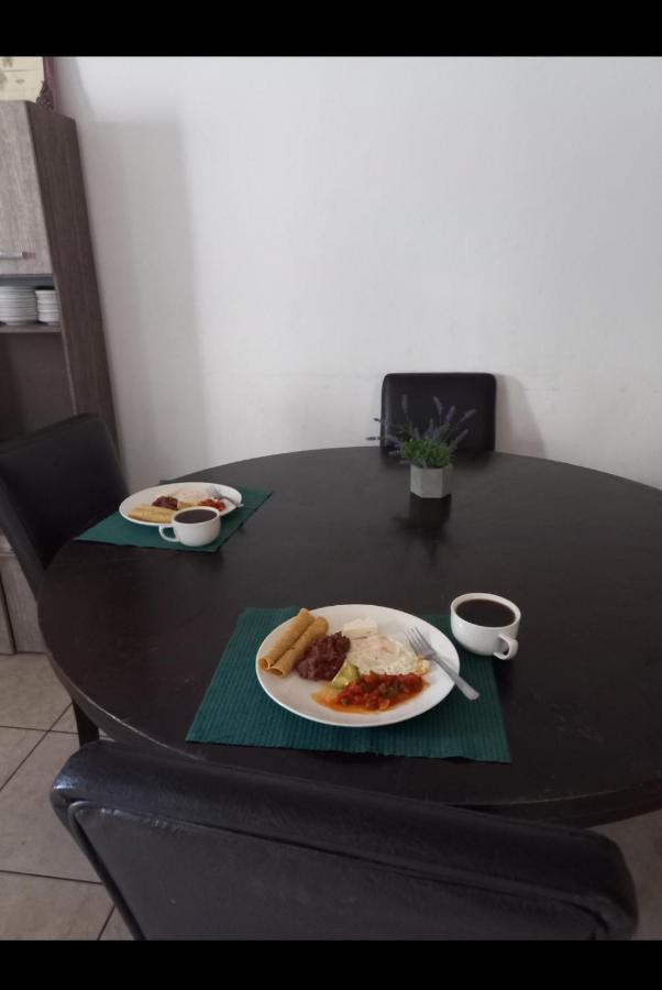 Hospedaje Casa De Luna Tegucigalpa Buitenkant foto
